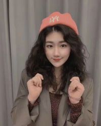 -变画·发型STUDIO