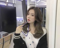 -AYO SALON