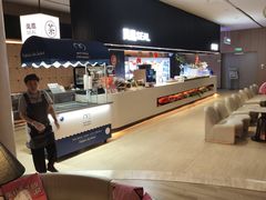 -涨巢·潮玩水疗局