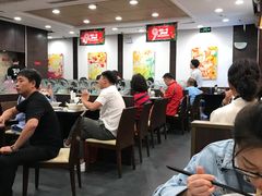 大堂-康师傅私房牛肉面(马泉营奥莱店)