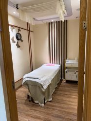 -芳朵美容养生SPA