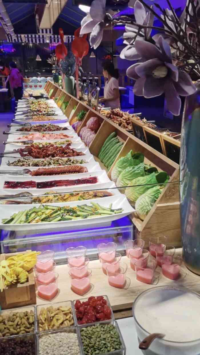 鑫海汇烤肉海鲜自助(滨江道店)