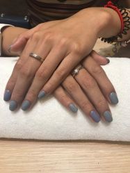 -进巍美甲美睫店