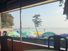 -淇沙湾渔村餐厅