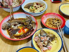 -老三样·美食研究中心(世贸路店)