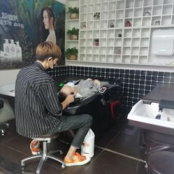 -吉米护肤造型