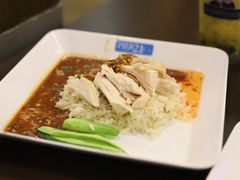 -Pier 21 (Terminal 21 Asok)