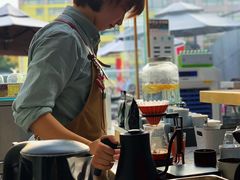 -UNI UNI(环亚凯瑟琳店)