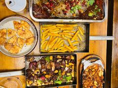 -老东镇啤酒屋海鲜加工·蒸汽海鲜·海鲜烧烤(台东店)