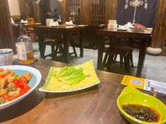 -聚汇三少·龙虾·中餐厅(莫邪路新天地店)