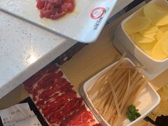 -潮牛壹号鲜牛肉火锅(光谷天地店)