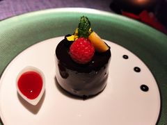 黑巧克力慕斯-弦月窗LUNETTE BY AMANDA(复兴路店)