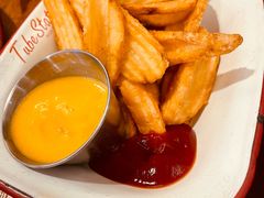 V脆薯加奶酪-Tube station站点比萨(王府井百货店)