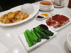 -香港新发烧腊茶餐厅(水围店)