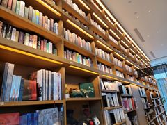 -茑屋书店(天目里店)