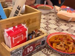 -老三样·旧食新味(绿地店)