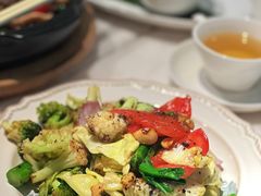 黑松露椰子油炒杂菜-闻见中国海南菜(K11店)