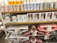 -名创优品(万达广场河东店)