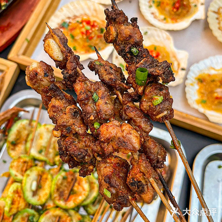 好吃到扶墙走的乐山烧烤啊!可以连吃4天!