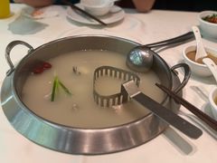 斑鱼锅底-纯味斑鱼府(中海环宇荟店)