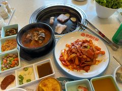 -韩香福烤肉庄园(荣成店)
