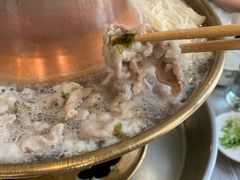 热气腾腾的火锅-鑫龙火锅城(青岛分店)