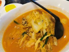辣海鲜面-桃园中华料理炸酱面(燕儿岛路店)