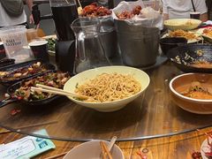 -巴厘龙虾·榜首油焖大虾(音乐学院·沿江酒馆店)