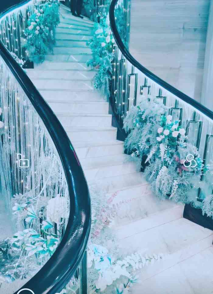 鸿福盛宴(花果园店)-"94343935333039363830.