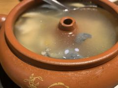 牛肝菌汽锅鸡-觅山云南菜(泊富ICITY店)