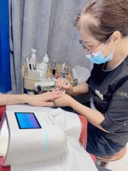 -爱空间美睫健康美甲