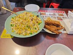 -扬二春炒饭(国庆路总店)