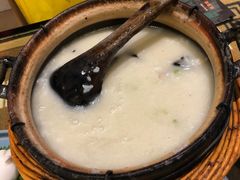 -粤港湾砂锅粥·宵夜(宝龙店)