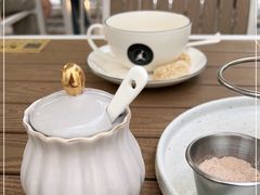 -Mark&Mars Restaurant