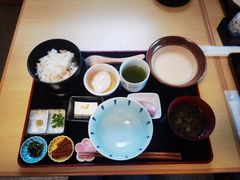 -麦とろ専門店たむや