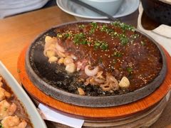 -蜜桃餐厅·伴山(湖滨商业街店)
