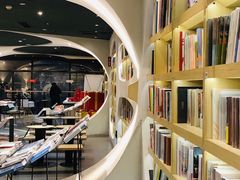 -钟书阁(珍园店)