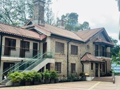 -香港大学