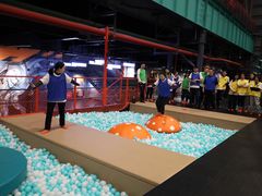 -极限PLAY运动娱乐新世界·团建派对潮玩休闲馆·室内蹦极高空游乐园