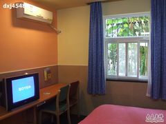 1楼双床标间-如家酒店(杭州西湖断桥店)