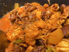 -山河屯铁锅炖·非遗东北菜(南山店)