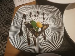 布朗尼-清真·艾美可餐厅(大悦汇店)