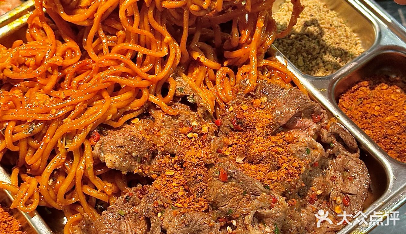 来建设路只办一件事。。。