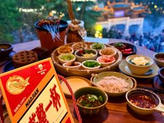 -包整·丝娃娃(甲秀楼景观店)