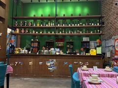 -香巴拉云南餐厅(华莱坞店)