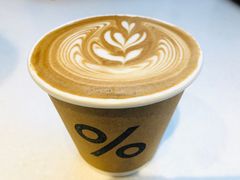 拿铁咖啡-% Arabica阿拉比卡咖啡(武康路店)