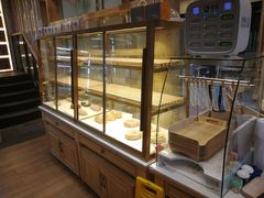 面包甜点陈列柜-霸王茶姬(南强街店)