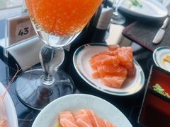 -怡豪大饭店·49楼旋转自助餐厅