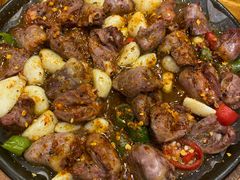 -老东镇啤酒屋海鲜加工·蒸汽海鲜·海鲜烧烤(台东店)