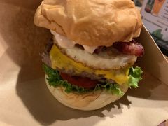 -BURGER BRO'S